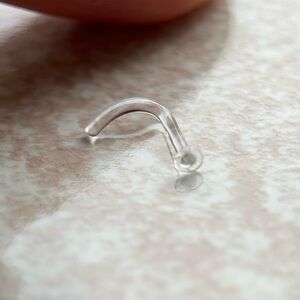 Glasswear Studios Quartz Glass Retainer 16g 1/4” wearable Right Bend